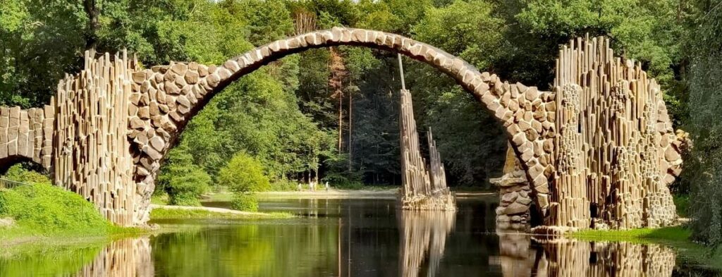 Die Rakotzbrücke mit der Basaltorgel