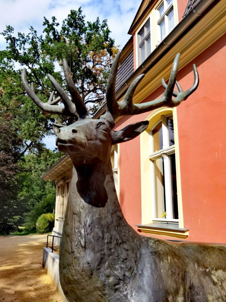 Das Kromlauer Schloss im weitläufigen Kromlauer Park