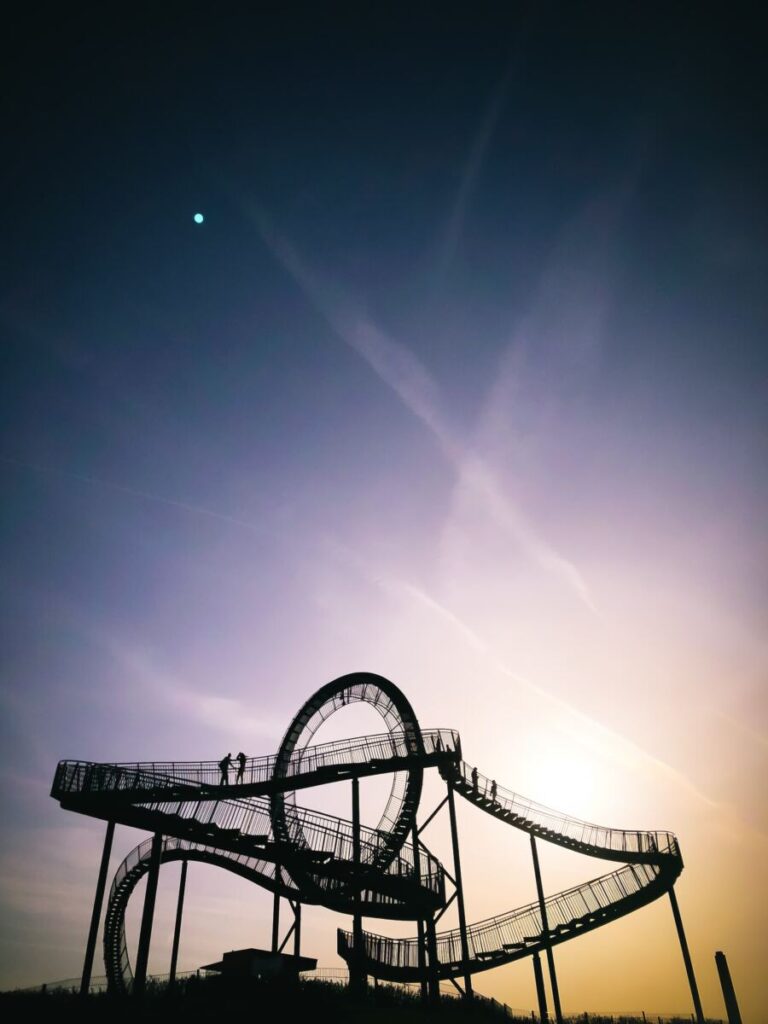 Der Tiger and Turtle zählt zu den berühmten Brücken in Nordrhein Westfalen